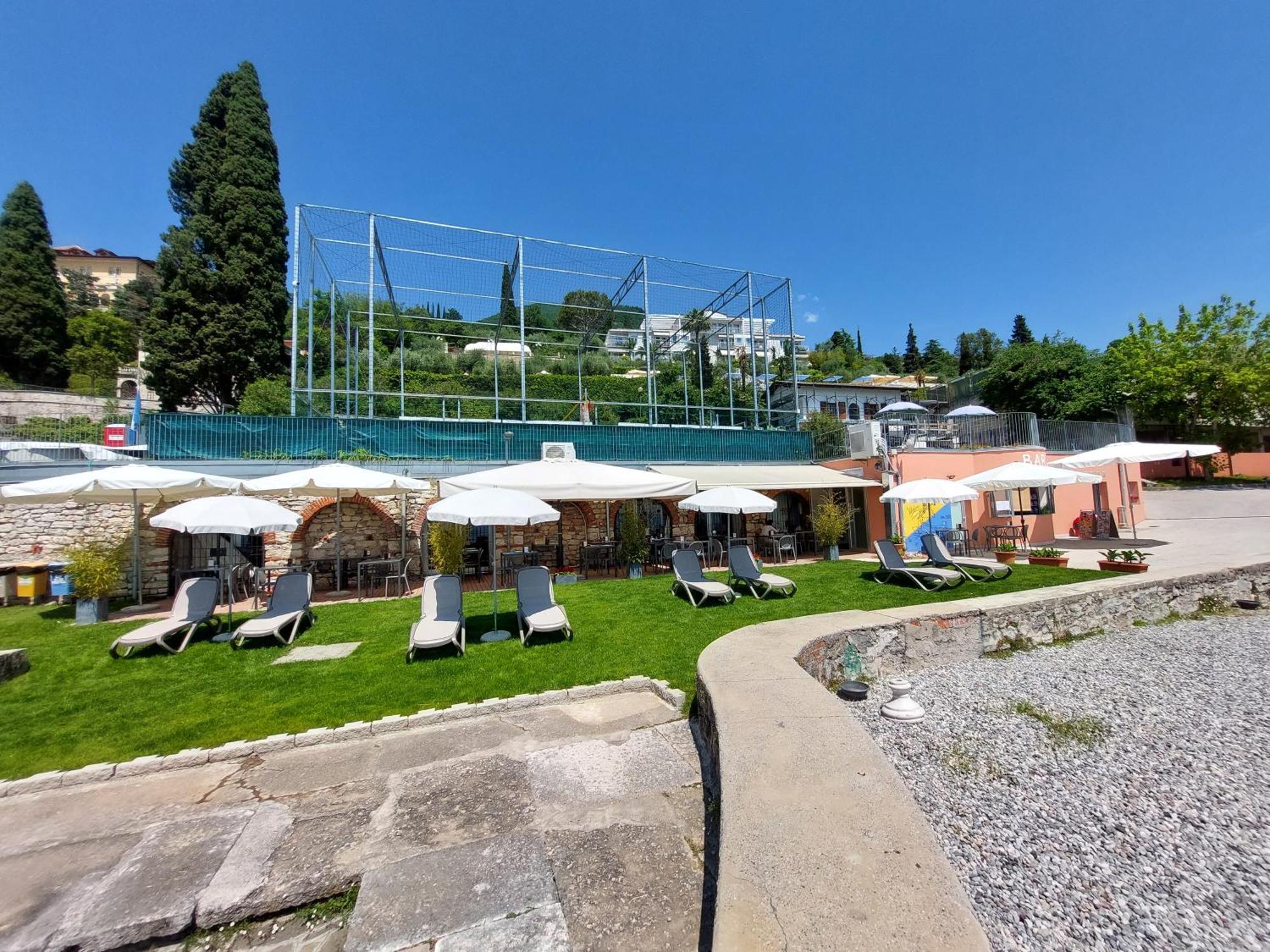 Pizzocolo Resort Fasano Gardone Riviera Exterior photo